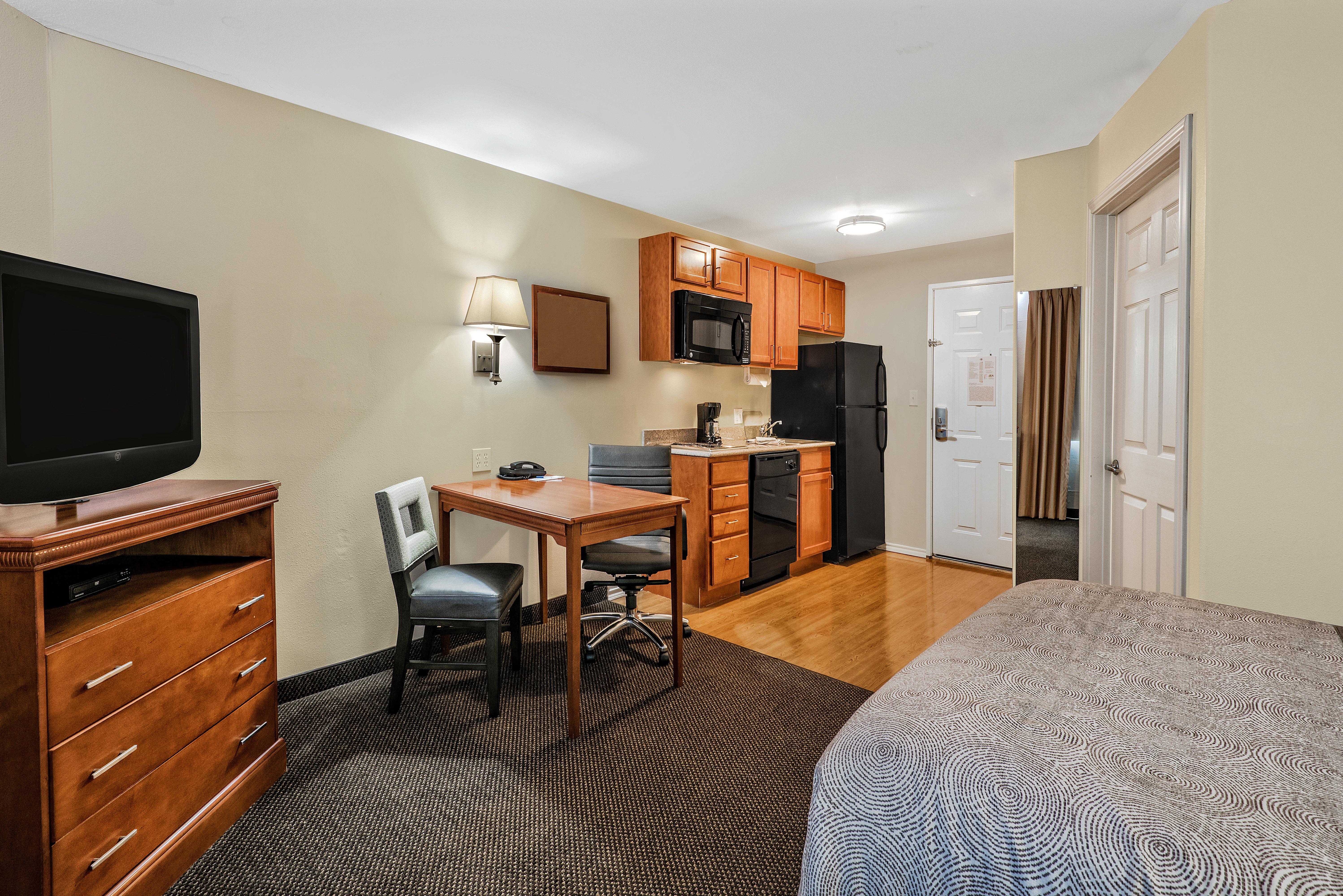 Candlewood Suites Galveston By Ihg Экстерьер фото