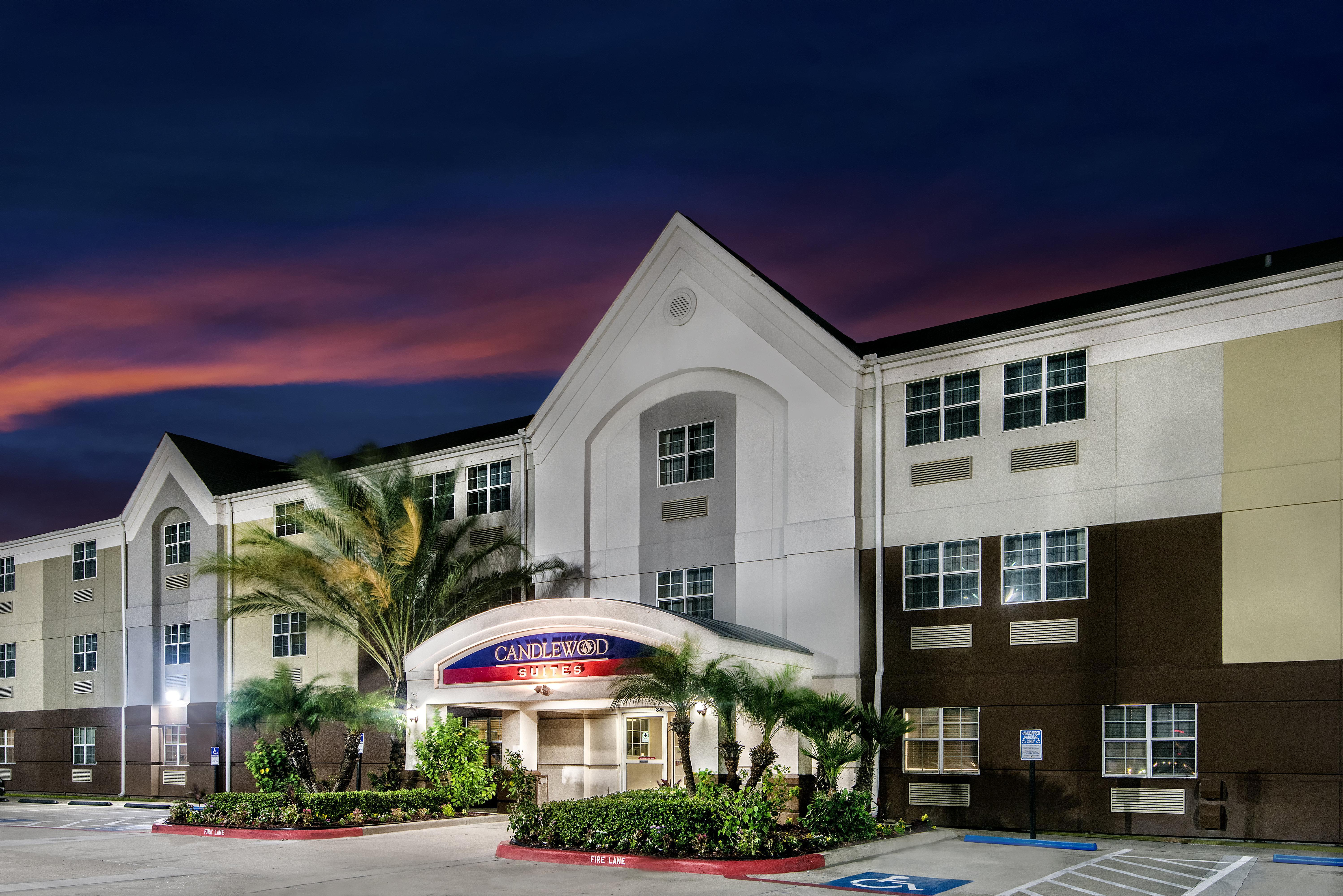 Candlewood Suites Galveston By Ihg Экстерьер фото